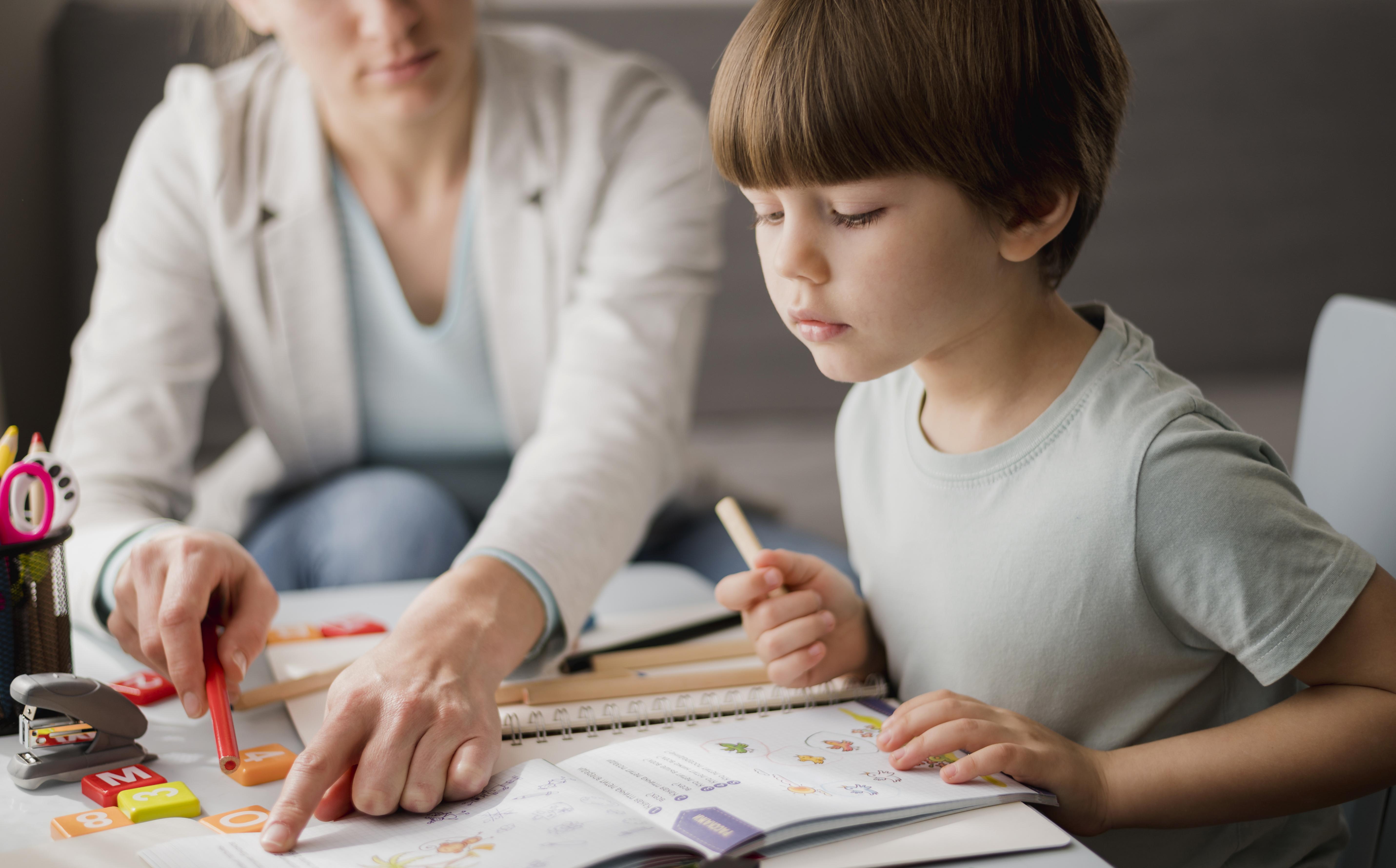 Apoyo escolar Apoyo escolar